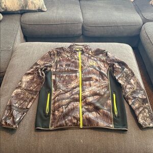 Under Armor Mossy Oak Treestand Camo Apparel